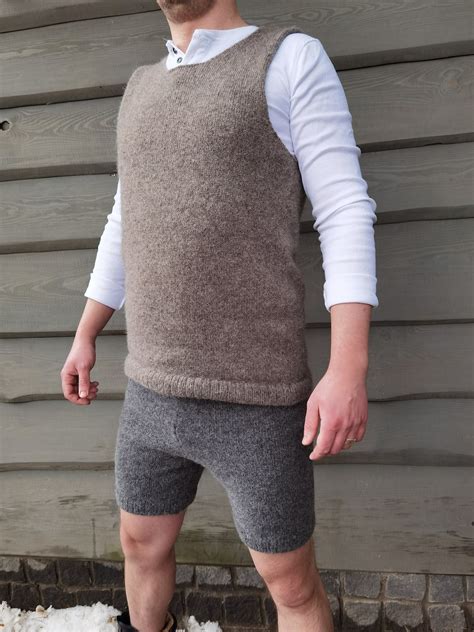 Wool Short